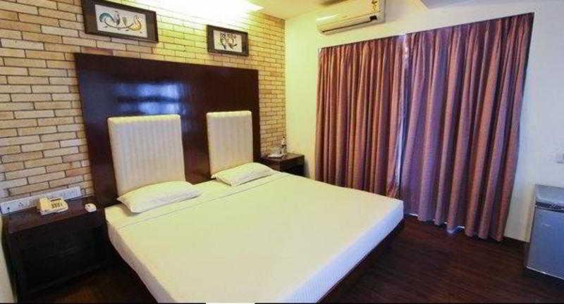Fabhotel Savoy Suites Mumbai Airport מראה חיצוני תמונה