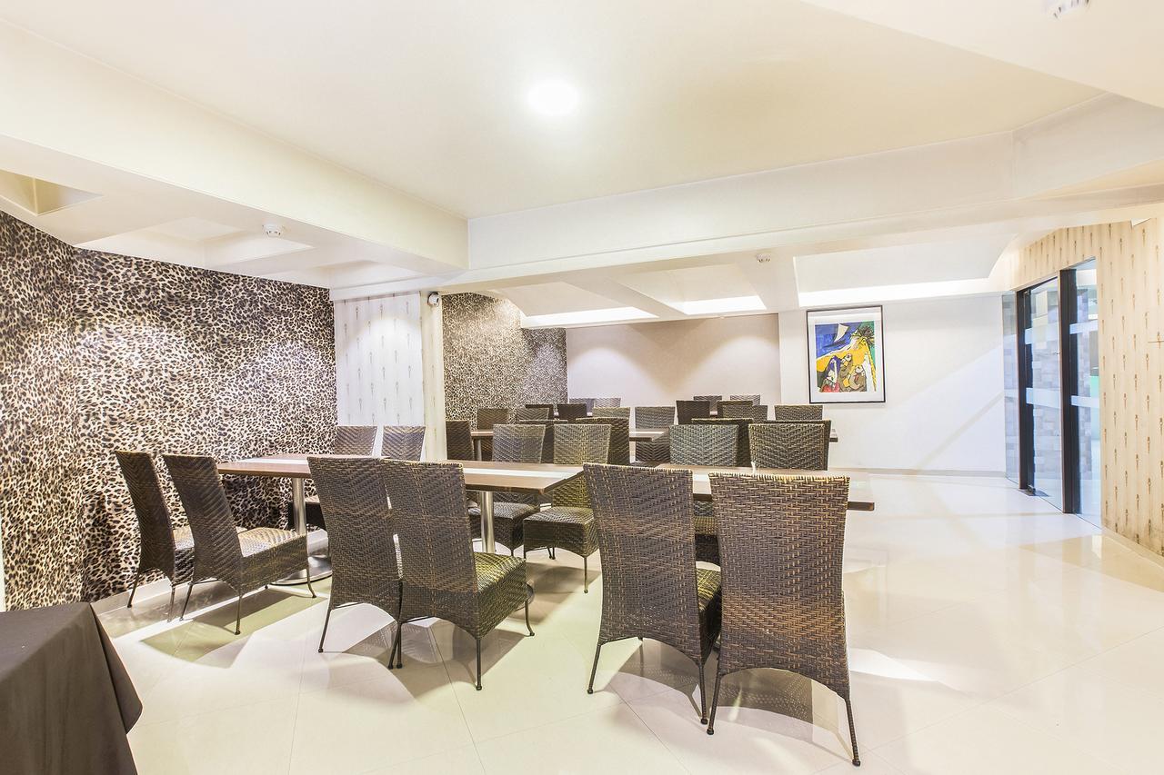 Fabhotel Savoy Suites Mumbai Airport מראה חיצוני תמונה